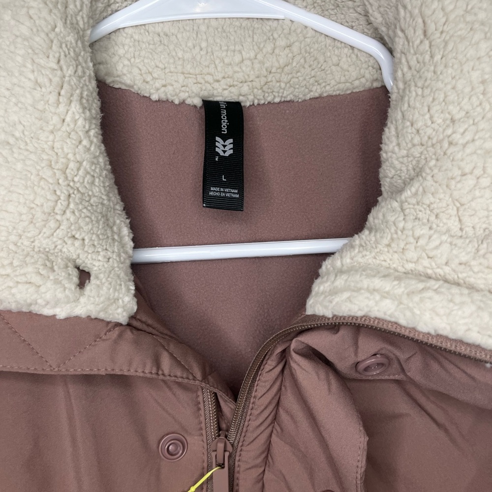 NWT All In Motion Mid-Weight Puffer Jacket Size L - Picture 10 of 12